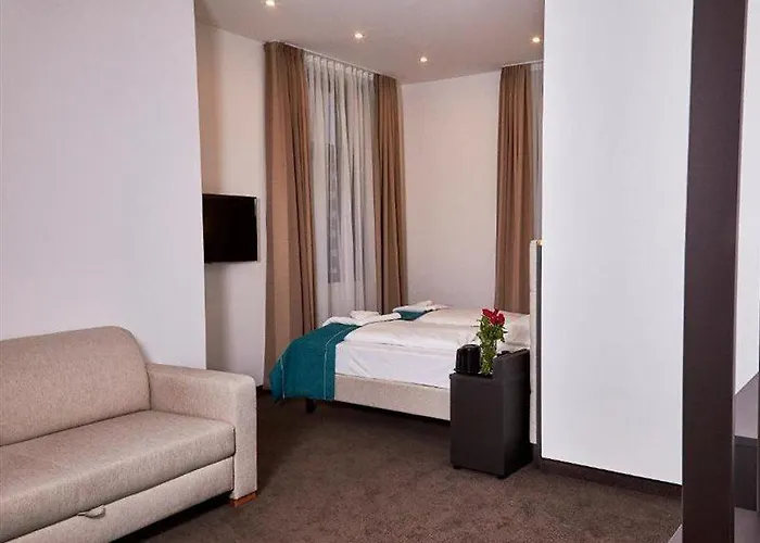 Hotel The Monument 3*